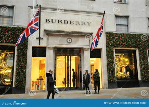 burberry station london|burberry outlet store london.